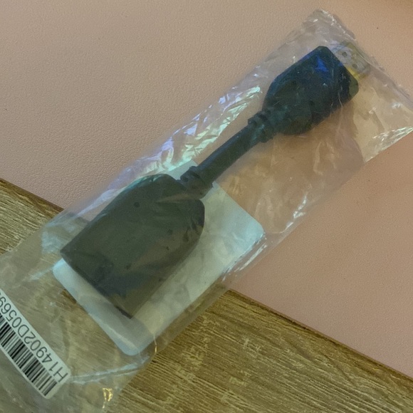 New In Packaging hdmi extender - Picture 2 of 4